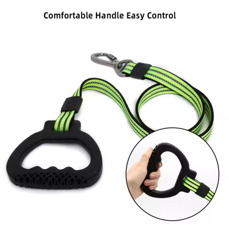 Dog Leash with Padded Handle & Reflective Elements for All Breeds